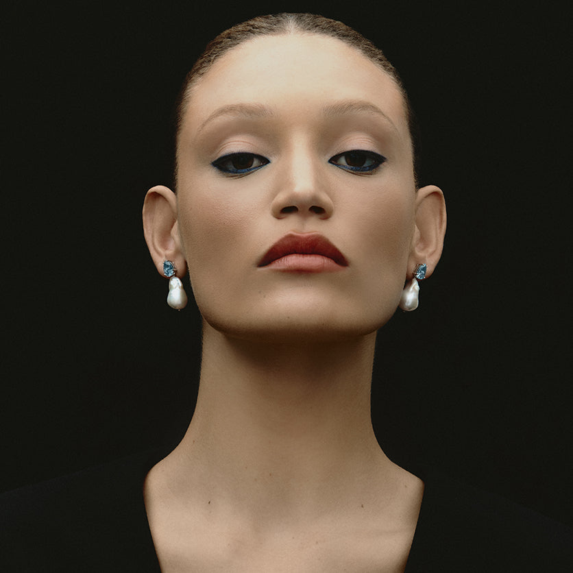 Earjacket flapper ouro branco e pérola barroca