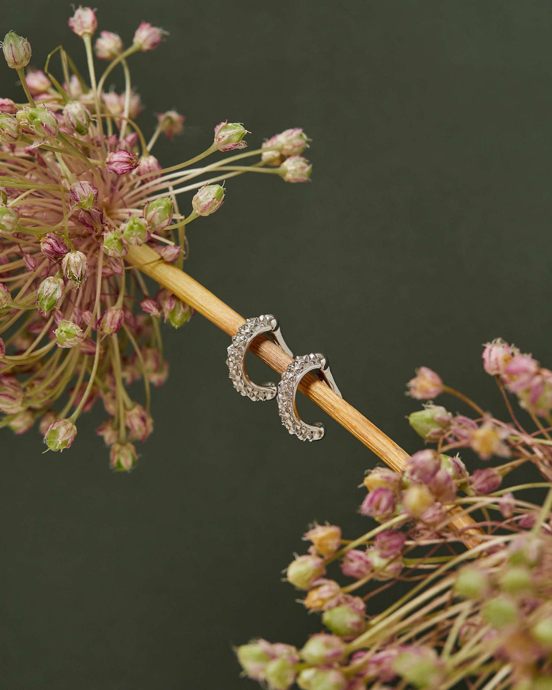 PIERCING JACA PRATA BANHO DE RÓDIO