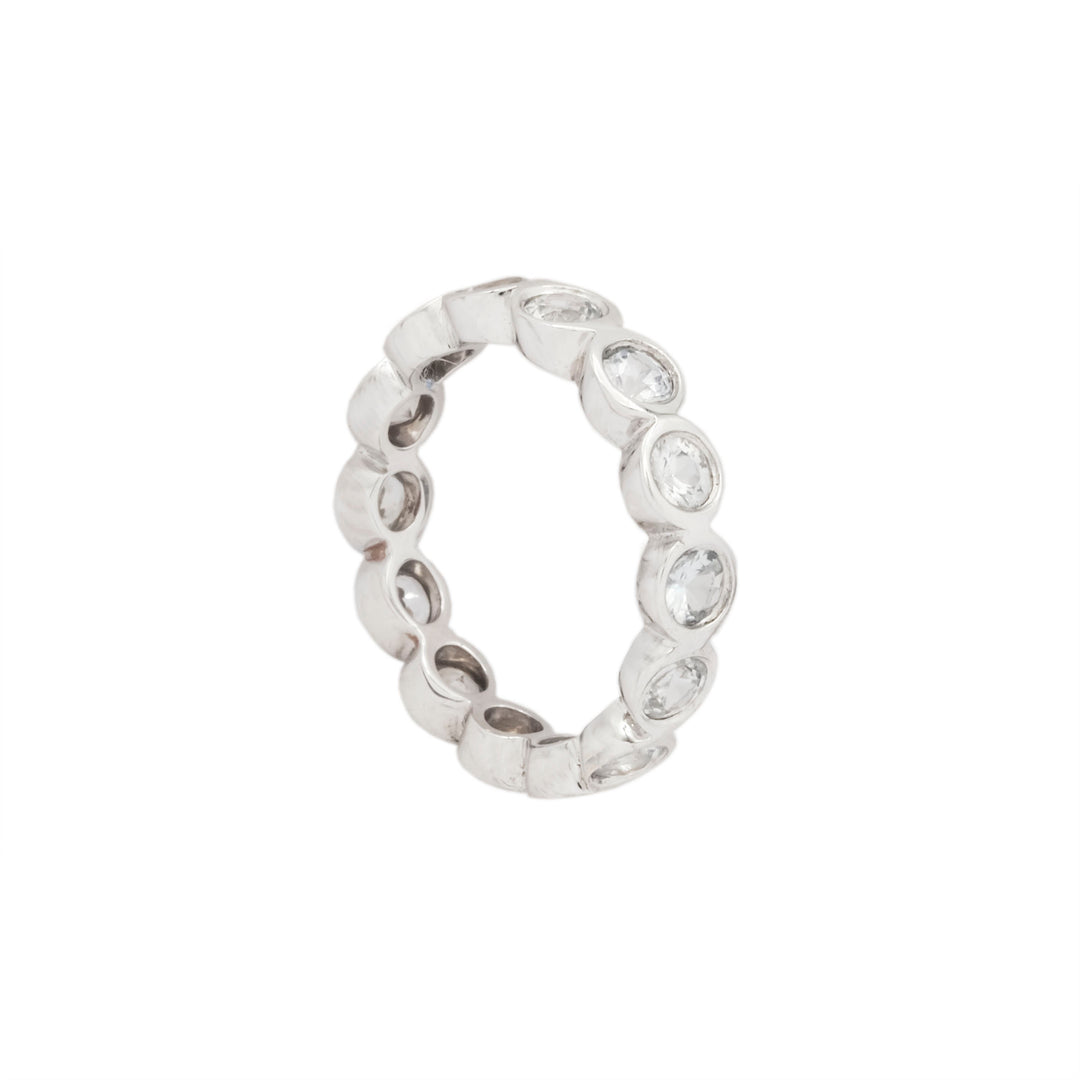 ALIANÇA PEDRAS GALILEU OURO BRANCO E SAFIRA TRANSLÚCIDA