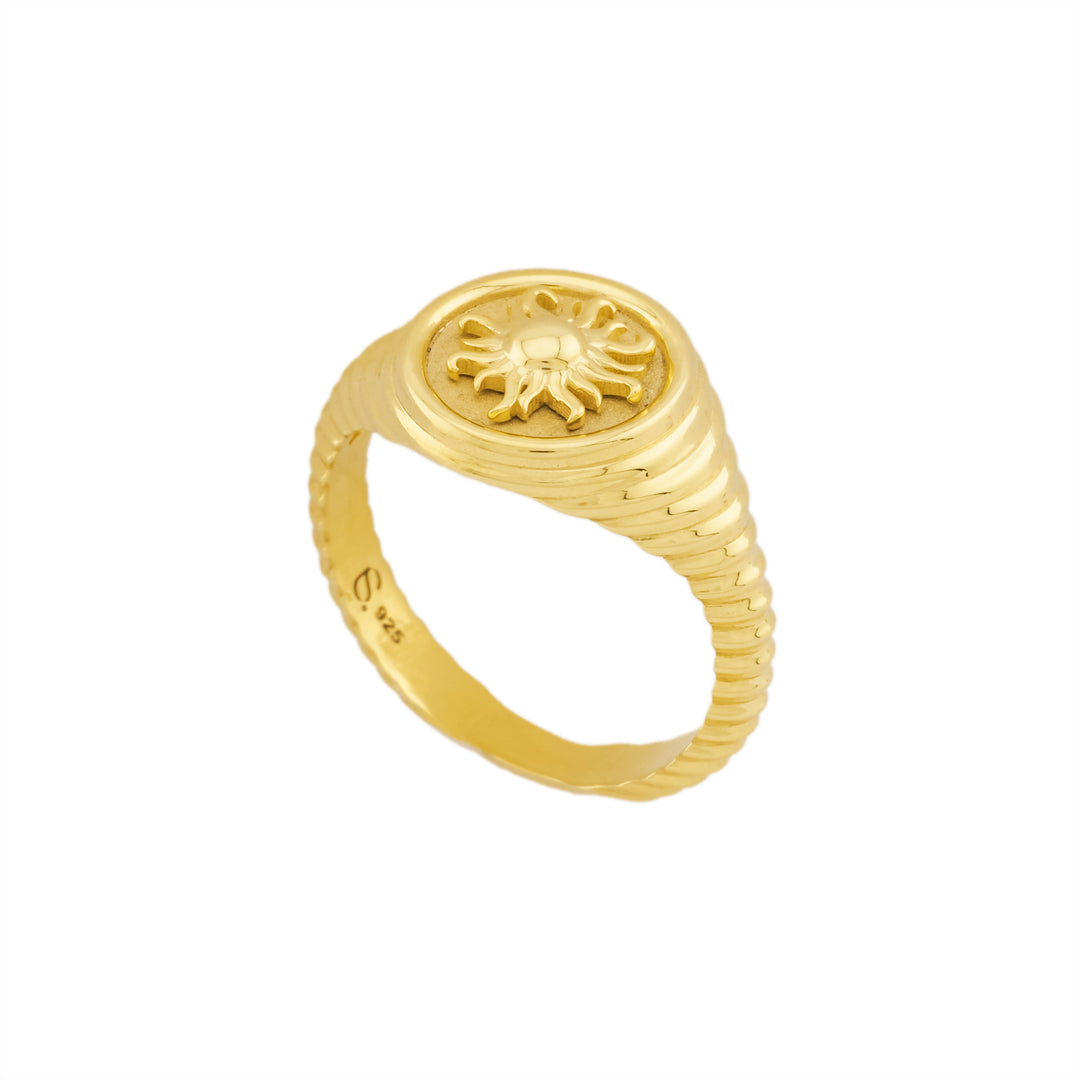 ANEL SOL  PRATA COM BANHO DE OURO AMARELO