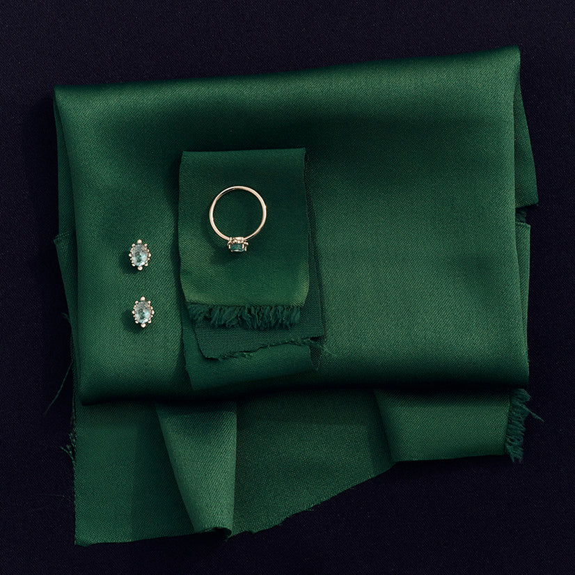 Anel frida ouro branco topázio sky